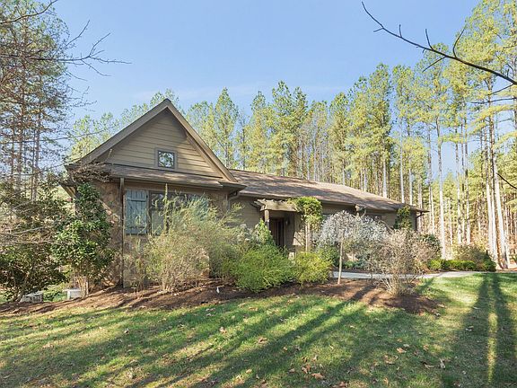 3rd image of 542 Country Creek Way