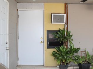 3054 NW 18th St #4, Miami, FL 33125