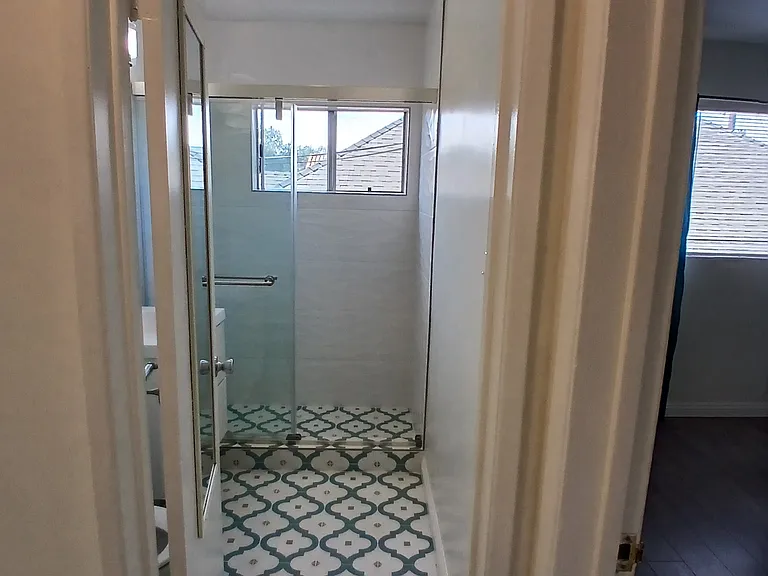 317 Walnut Ave #6 — Photo 25