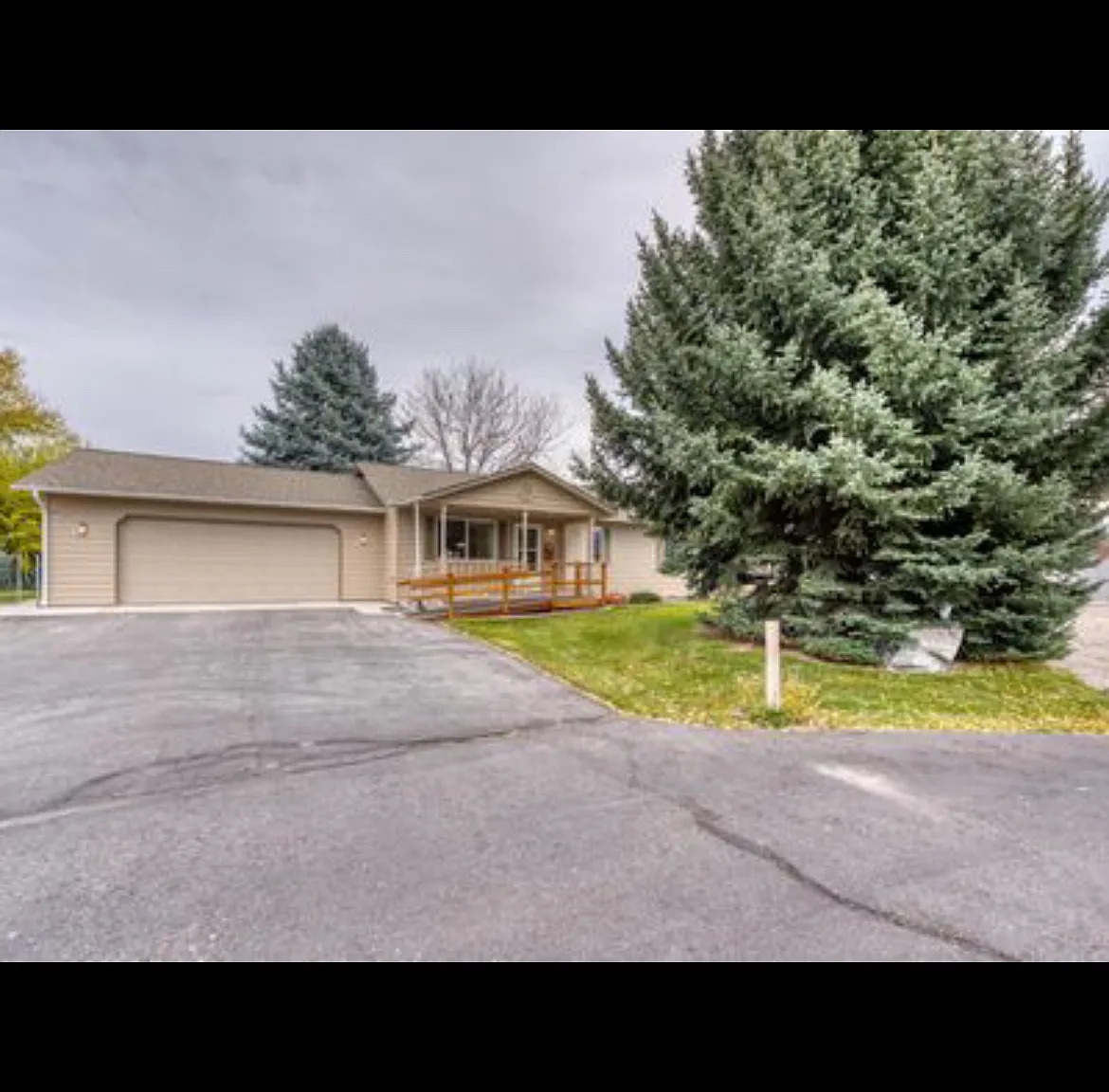 3 bed, 1140 sqft, $2,100 — Photo 1