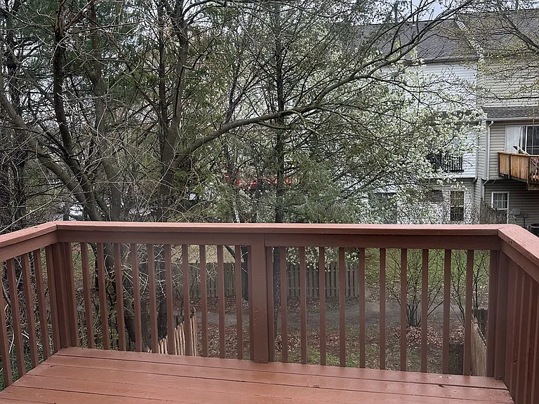 Main floor deck