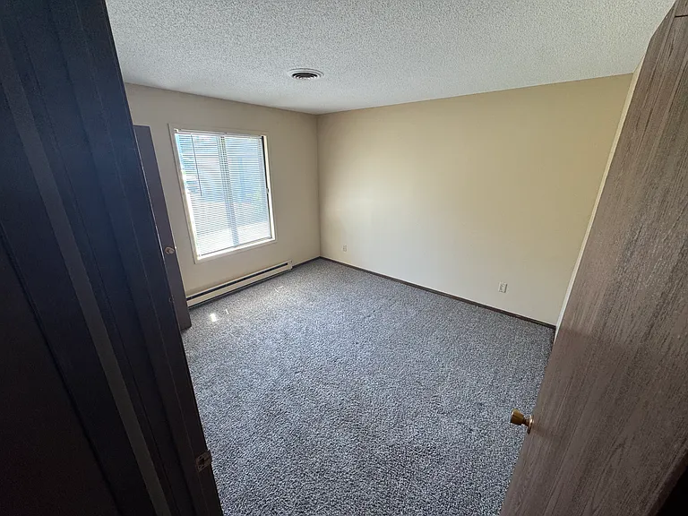 1401 Woodland Dr #2 — Photo 12