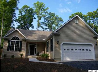 5 Chip Ct, Palmyra, VA 22963