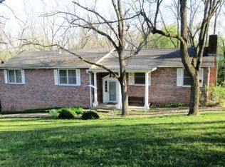 401 E 8th St, Pineville, MO 64856