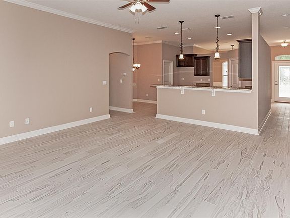 2nd image of 313 Crystal Lake Dr