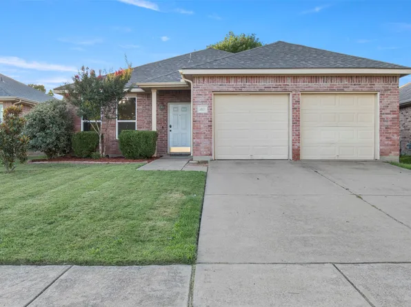 2832 Westover Dr, Grand Prairie, TX 75052