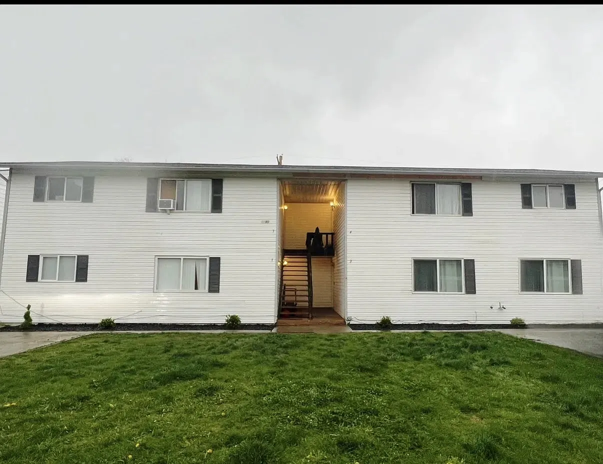 Hayes 1690 — Photo 1