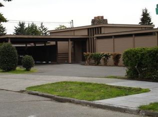 105 N 40th St, Seattle, WA 98103