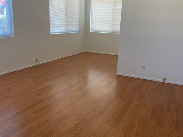 1198 8th St APT 4