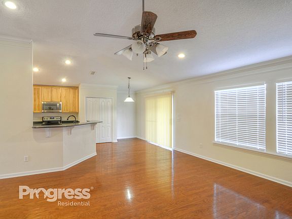 2nd image of 1575 Harvest Cove Dr