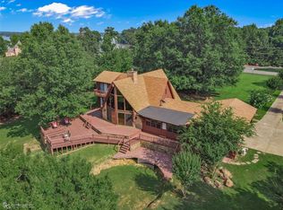 102 Summit Dr, Benton, LA 71006