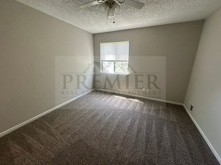 8428 Lane Pl — Photo 14