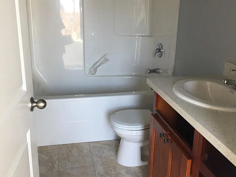 2203 NE Davis St — Photo 8