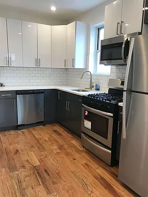 Rented by Simply Brooklyn Realty Inc | media 10