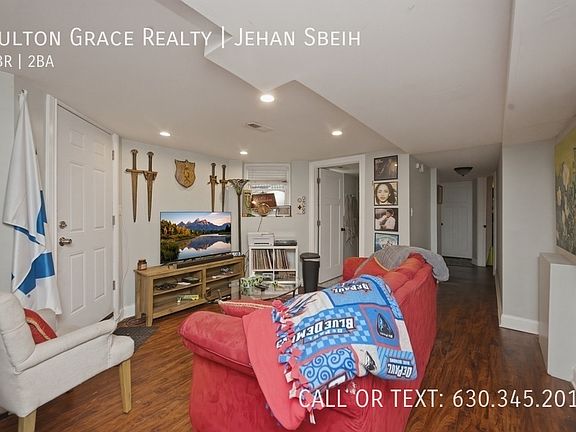 5th image of 910 W Addison St #G