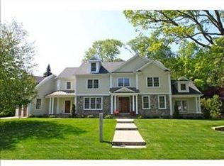 44 Fox Hill Rd, Wellesley, MA 02481