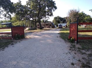 212 W Clay St, Montague, TX 76251