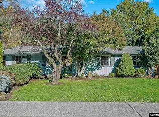 232 Walnut Ave, Silverton, OR 97381