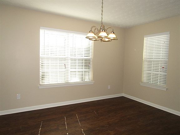 5th image of 4533 Grove Lake St