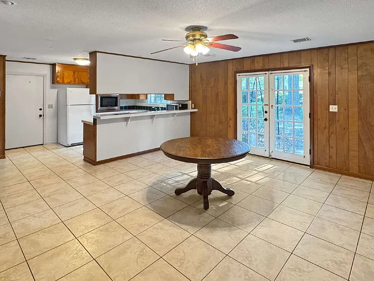 8053 Malibu Cir — Photo 5