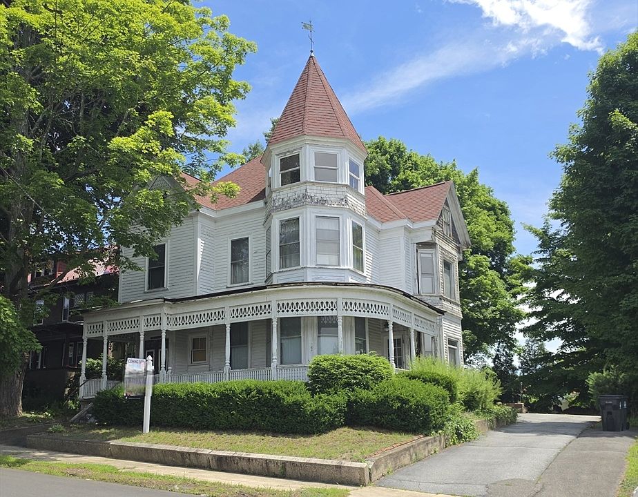 1st image of 19 Buttonwoods Ave