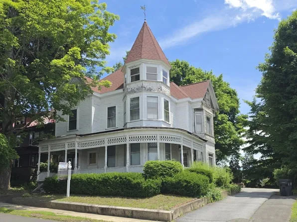 19 Buttonwoods Ave, Haverhill, MA 01830