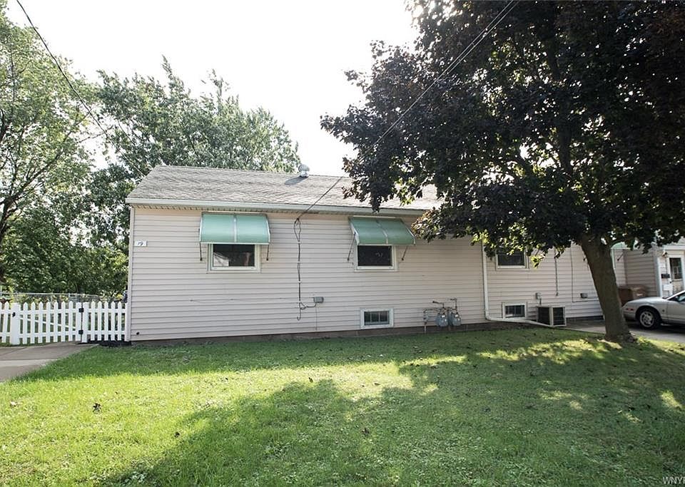 1st image of 17-19 Starcrest Dr