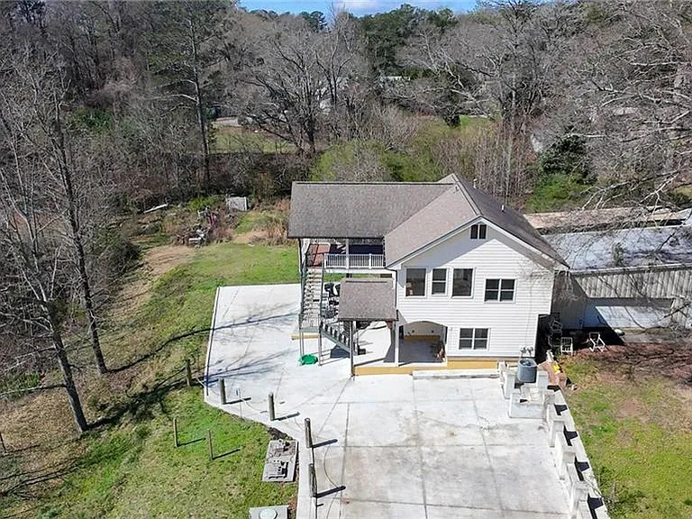 3602 Jones Mill Rd — Photo 2