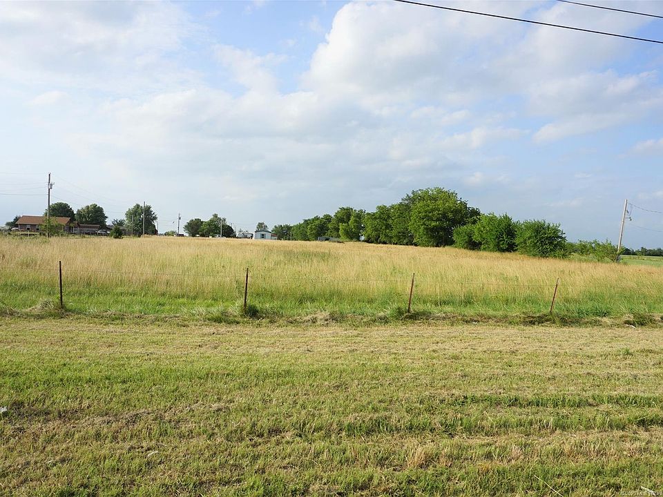 2nd image of 105877 S 4177th Rd
