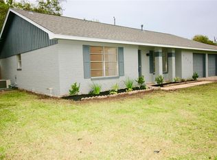 2304 Camelia Cir, Baytown, TX 77520