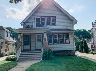 2628 N 70th St, Wauwatosa, WI 53213