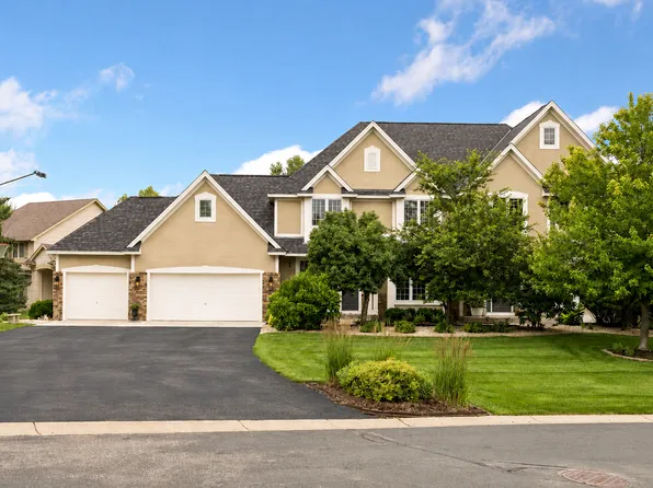 6815 Ruby Ln, Chanhassen, MN 55317