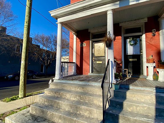 4th image of 1018 W Clay St Unit B