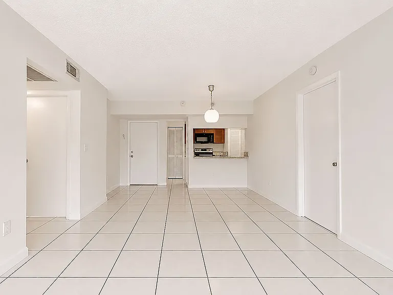 9732 Hammocks Blvd #102 — Photo 5