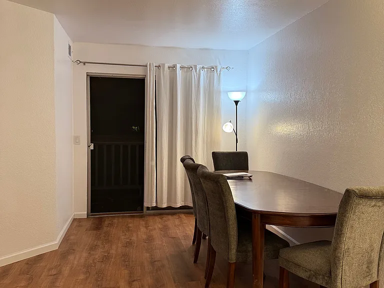 2801 Johnson Ave — Photo 8