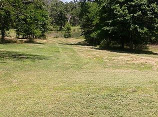 9567 Lou Bee Ln, Madisonville, TX 77864