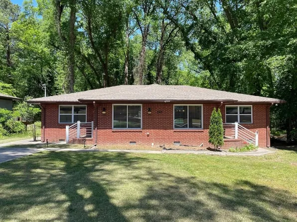 869 Jefferson Ave, East Pt, GA 30344