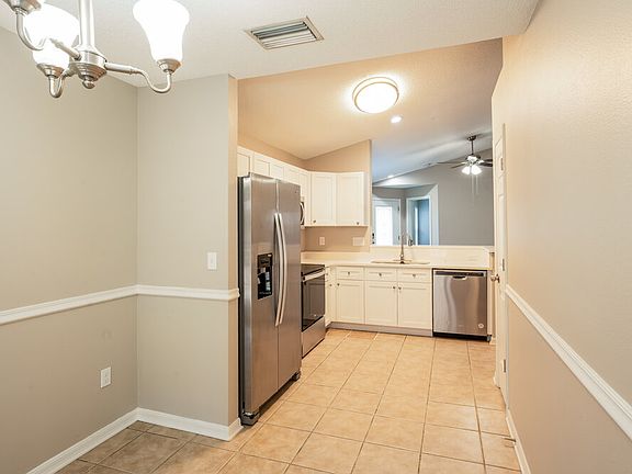 5th image of 6929 Summer Harbor Ln