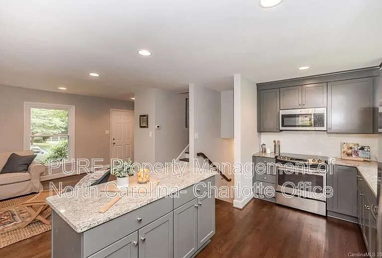 314 Scottridge Dr — Photo 10