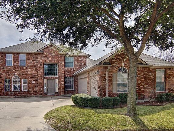 2nd image of 4709 Carlton Ct