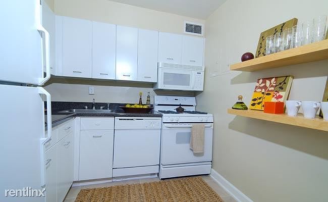 1st image of 1351 N Lakeshore Dr #2180
