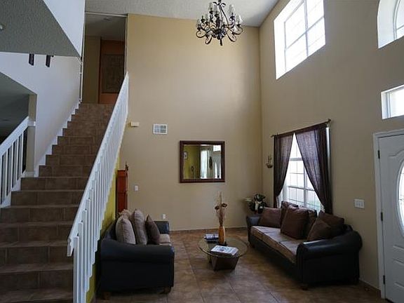3rd image of 219 Farrington Ln