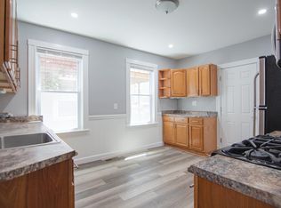 72 Dimick St #B, Somerville, MA 02143