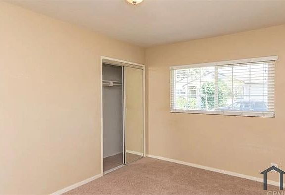 5th image of 424 E Camile St