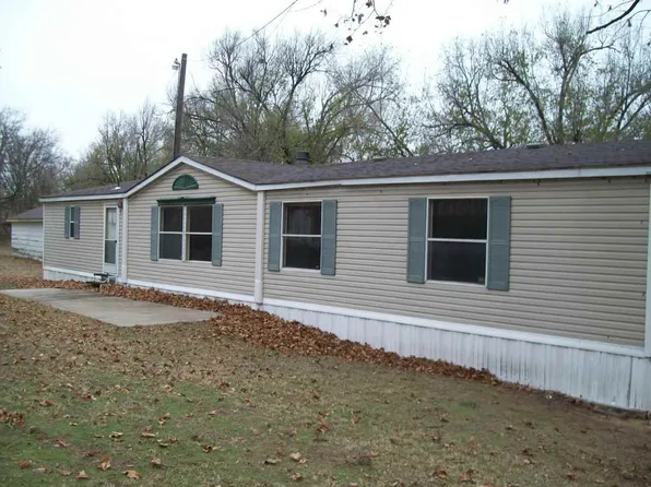 1493 Kelley Ave, Ponca City, OK 74604