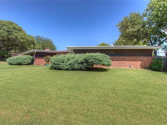 2nd image of 3612 Lynndale Pl