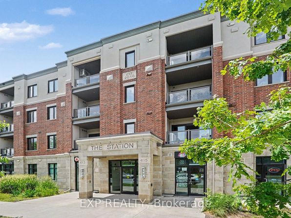 615 Longfields Dr #405, Ottawa, ON K2J 6J3