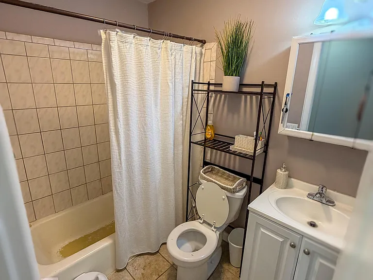 5A Woodside Ave #D-47 — Photo 8