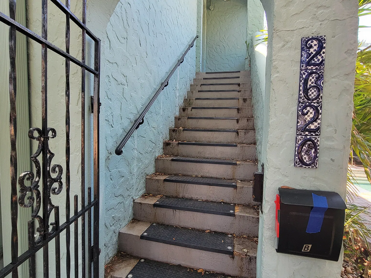 2 bed, 875 sqft, $2,395 — Photo 4