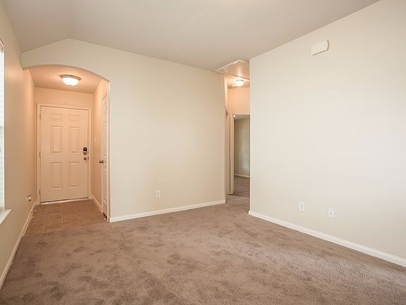 4th image of 6335 Mountain Pines Ln